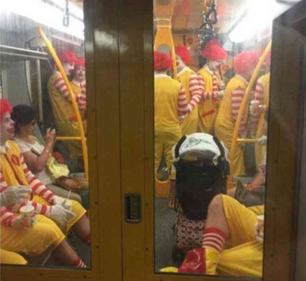 metronun-en-garip-insanlari-1483901